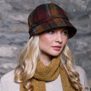 B10156AUTUMN Ladies Irish Tweed Flapper Cap Autumn Side View Gaelsong
