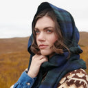 Ladies Textured Lambswool Scarf Lifestyle Gaelsong