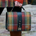 B40145 Shades of Autumn Tweed Bag Lifestyle Gaelsong
