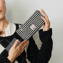 B40250 BLACK and WHITE DOGTOOTH Colour Handmade Harris Tweed Long Zip Purse Lifestyle Gaelsong