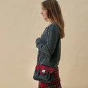 B40254 Handmade Harris Tweed Satchel Bag Fuchsia Lifestyle Gaelsong
