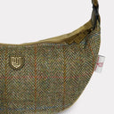 
B40262 CHESTNUT HERRINGBONE Colour Scottish Handwoven Harris Tweed Shoulder Bag Closeup Patterns View Gaelsong