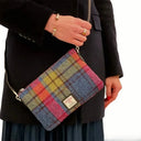 B40290 Handwoven Genuine Harris Tweed Zip Purse Blue Pink Check  Gaelsong
