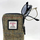 B90206 Handwoven Harris Tweed Double Glasses Case Country Green Close Up Gaelsong

