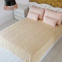 D50059 King-Size Aran Throw Gaelsong

