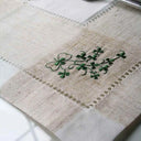 D50718TR Irish Style Shamrock Table Runner Detailed Gaelsong
