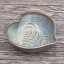 D65014 Handmade Pottery Irish Heart Bowl Lifestyle Gaelsong
