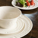 Parian China Claddagh Plate with Knotwork Lifestyle Gaelsong