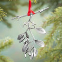 D90114 Mistletoe Ornament Lifestyle Gaelsong