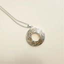 J20078 Window to the Soul Pendant Gaelsong