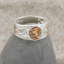 J75024 Lion Rampant Ring od Sterling Silver Lifestyle Gaelsong
